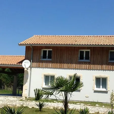 Maison Proche Du ! Holiday home