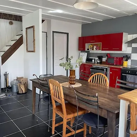 Maison Proche Du ! Holiday home